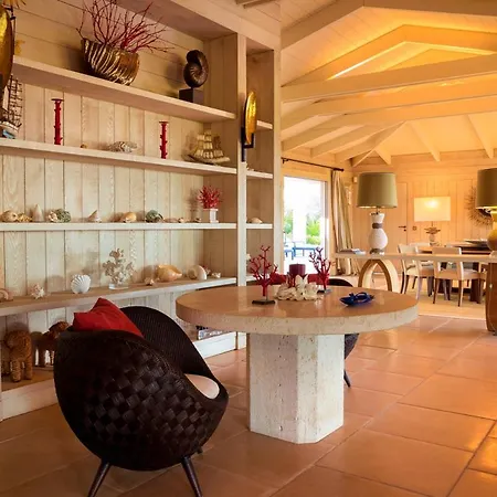 Villa Saint-julien Sleeps 14 Pool Wifi