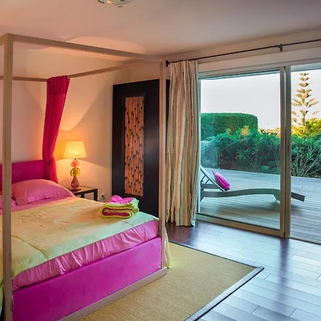 Villa Saint-julien Sleeps 14 Pool Wifi *
